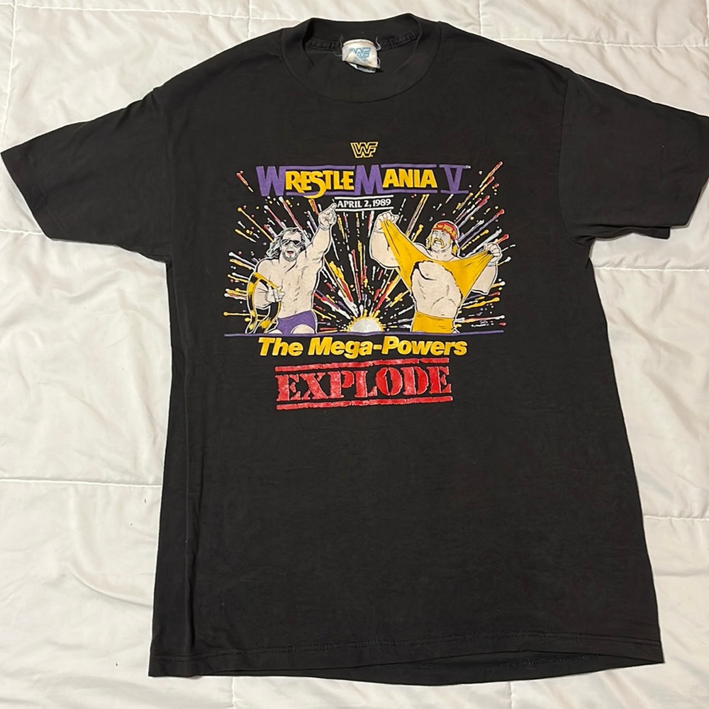 Youth size large, excellent condition t shirt, been in storage